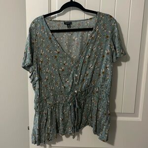 Torrid size 3 top